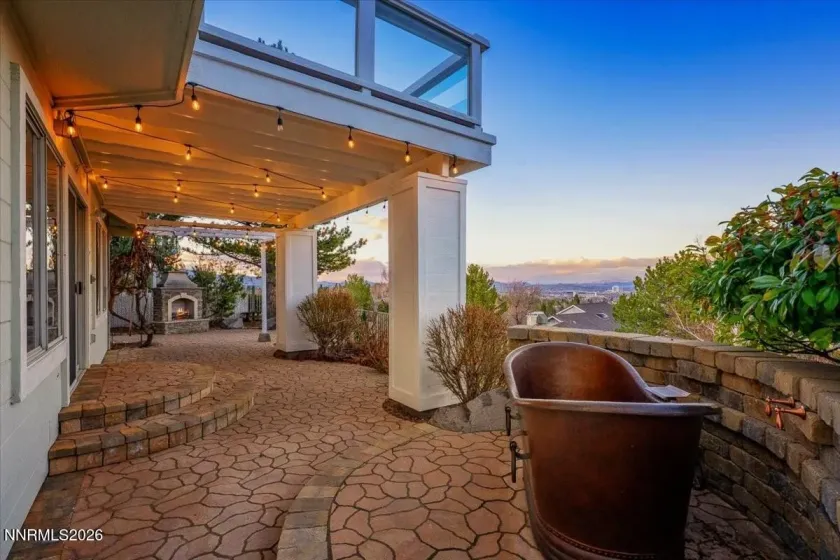 6103 Carriage House, Reno, Nevada 89519, 4 Bedrooms Bedrooms, ,3 BathroomsBathrooms,Residential,Residential,Carriage House,260002792