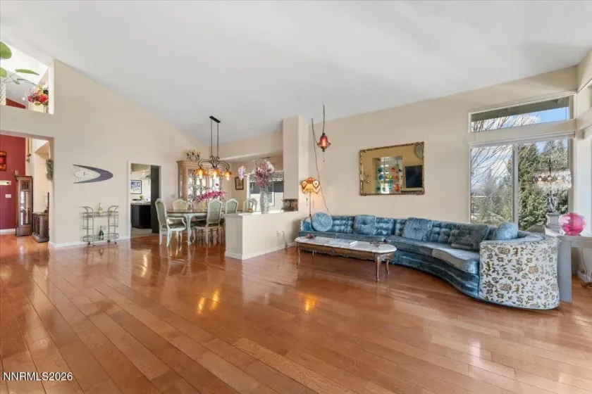 6103 Carriage House, Reno, Nevada 89519, 4 Bedrooms Bedrooms, ,3 BathroomsBathrooms,Residential,Residential,Carriage House,260002792