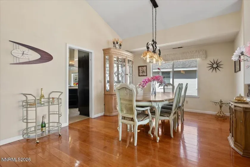 6103 Carriage House, Reno, Nevada 89519, 4 Bedrooms Bedrooms, ,3 BathroomsBathrooms,Residential,Residential,Carriage House,260002792