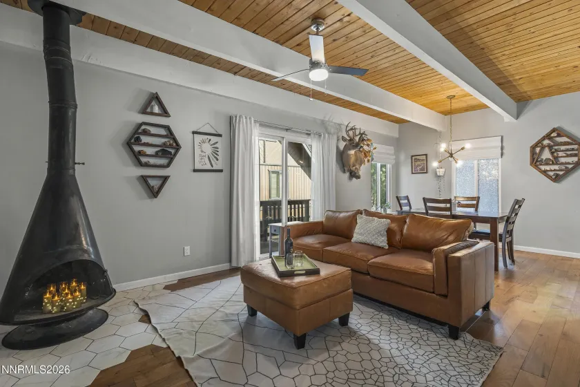 930 Fairway Park, Incline Village, Nevada 89451, 3 Bedrooms Bedrooms, ,2 BathroomsBathrooms,Residential,Residential,Fairway Park,260002793