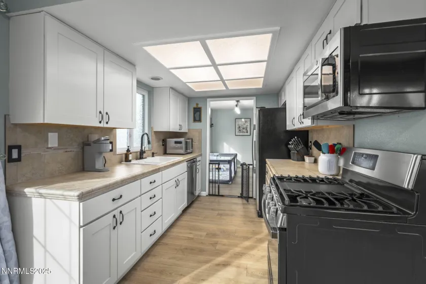 1655 Sabatino, Sparks, Nevada 89434, 4 Bedrooms Bedrooms, ,3 BathroomsBathrooms,Residential,Residential,Sabatino,260002794