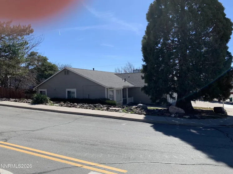 1522 Satellite, Sparks, Nevada 89436, 4 Bedrooms Bedrooms, ,2 BathroomsBathrooms,Residential,Residential,Satellite,260002797