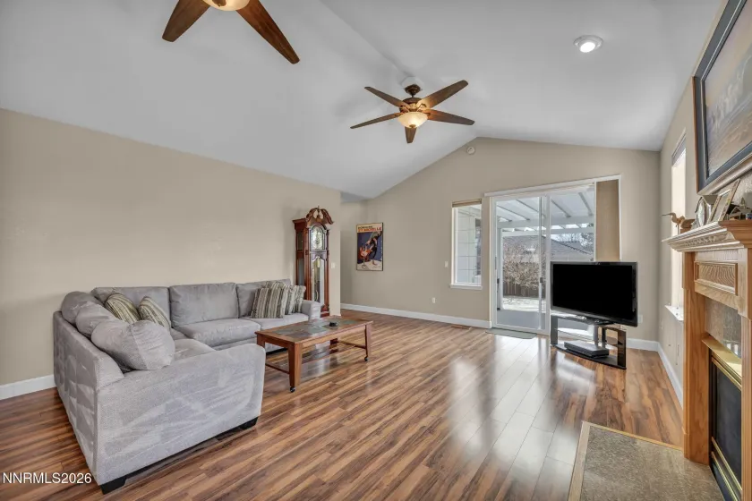 2553 Chardonnay, Carson City, Nevada 89703, 2 Bedrooms Bedrooms, ,2 BathroomsBathrooms,Residential,Residential,Chardonnay,260002799