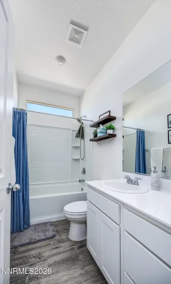 1049 Tamarack, Fallon, Nevada 89406, 3 Bedrooms Bedrooms, ,2 BathroomsBathrooms,Residential,Residential,Tamarack,260002800