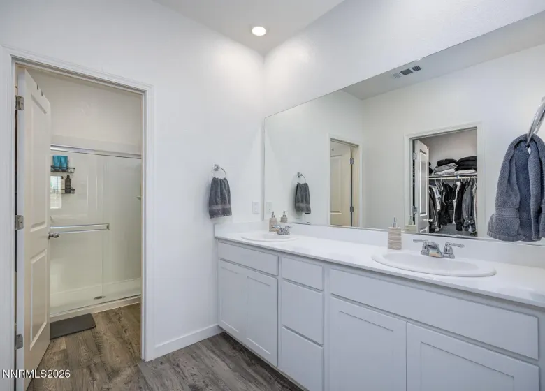 1049 Tamarack, Fallon, Nevada 89406, 3 Bedrooms Bedrooms, ,2 BathroomsBathrooms,Residential,Residential,Tamarack,260002800