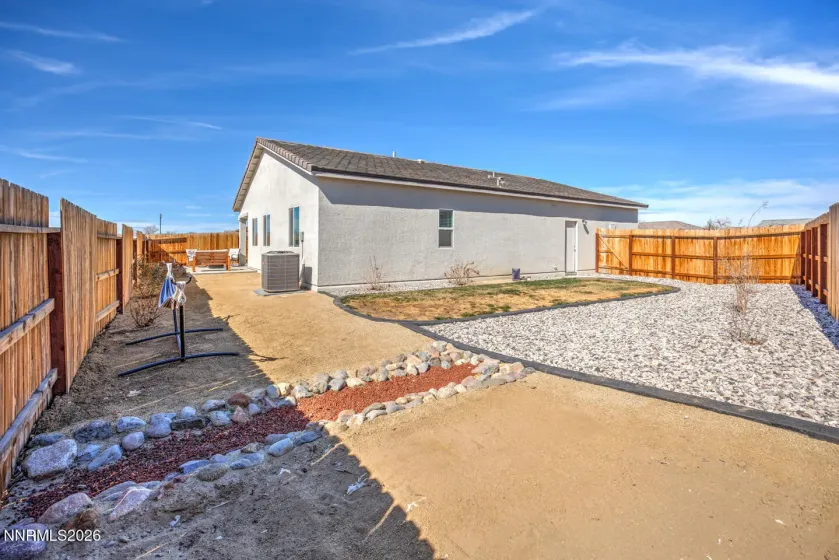 1049 Tamarack, Fallon, Nevada 89406, 3 Bedrooms Bedrooms, ,2 BathroomsBathrooms,Residential,Residential,Tamarack,260002800