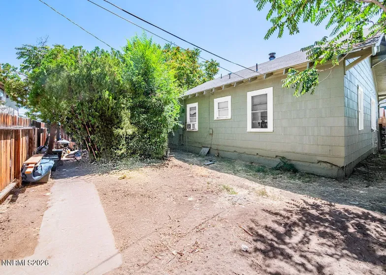 1130 E, Sparks, Nevada 89431, ,Residential Income,Residential,E,260002802