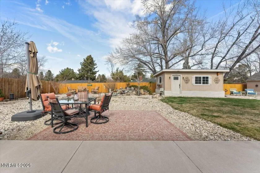 120 Drew, Reno, Nevada 89511, 3 Bedrooms Bedrooms, ,2 BathroomsBathrooms,Residential,Residential,Drew,260002805