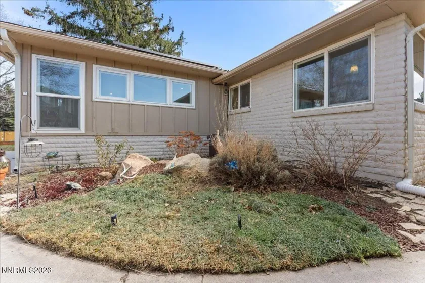 120 Drew, Reno, Nevada 89511, 3 Bedrooms Bedrooms, ,2 BathroomsBathrooms,Residential,Residential,Drew,260002805