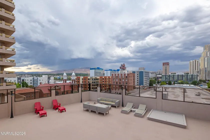 100 Arlington, Reno, Nevada 89501, 1 Bedroom Bedrooms, ,1 BathroomBathrooms,Residential,Residential,Arlington,260002808