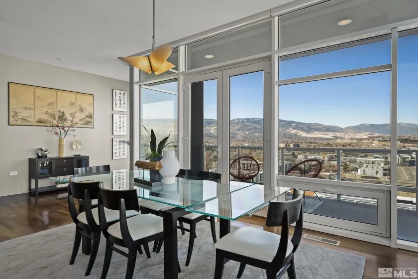 255 Sierra, Reno, Nevada 89501, 3 Bedrooms Bedrooms, ,4 BathroomsBathrooms,Residential,Residential,Sierra,240015042