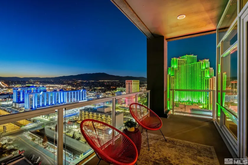 255 Sierra, Reno, Nevada 89501, 3 Bedrooms Bedrooms, ,4 BathroomsBathrooms,Residential,Residential,Sierra,240015042