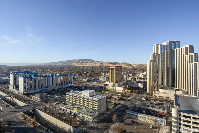 255 Sierra, Reno, Nevada 89501, 3 Bedrooms Bedrooms, ,4 BathroomsBathrooms,Residential,Residential,Sierra,240015042