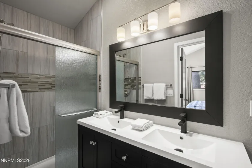 696 Bidwell, Incline Village, Nevada 89451, 4 Bedrooms Bedrooms, ,3 BathroomsBathrooms,Residential,Residential,Bidwell,260002815