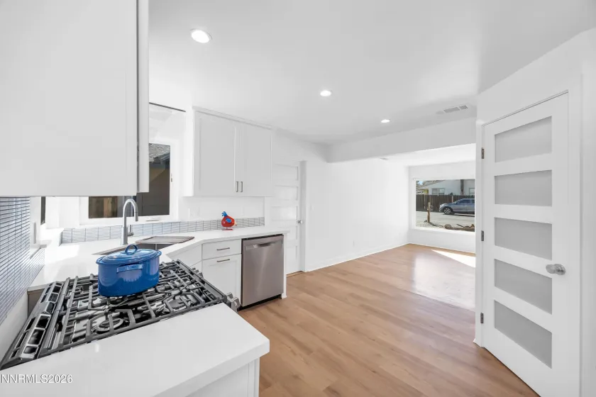 1355 Charles, Reno, Nevada 89509, 4 Bedrooms Bedrooms, ,3 BathroomsBathrooms,Residential,Residential,Charles,260002820