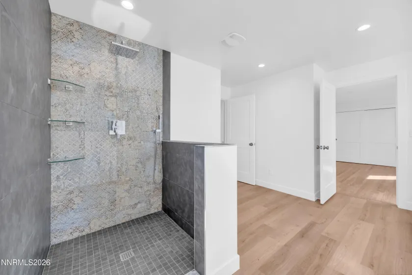 1355 Charles, Reno, Nevada 89509, 4 Bedrooms Bedrooms, ,3 BathroomsBathrooms,Residential,Residential,Charles,260002820