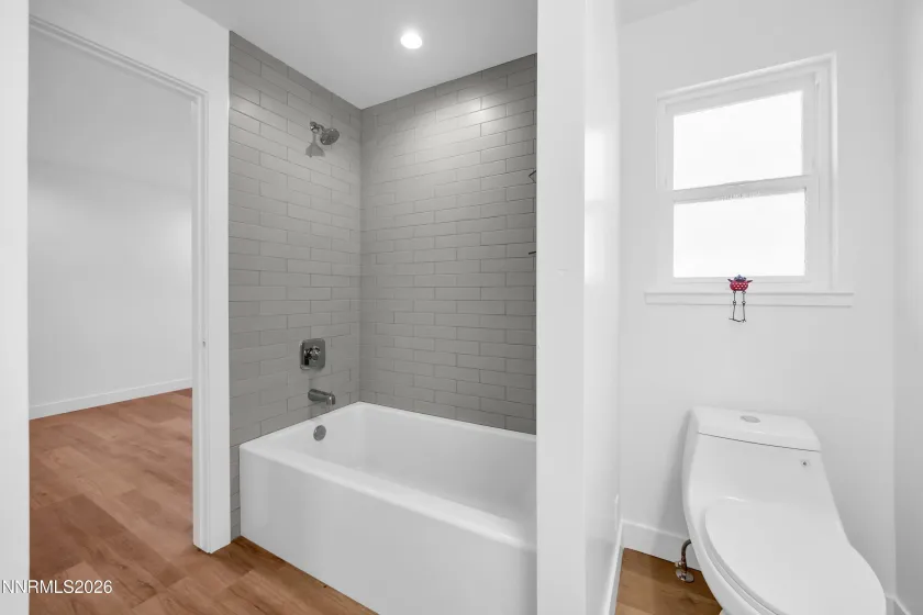 1355 Charles, Reno, Nevada 89509, 4 Bedrooms Bedrooms, ,3 BathroomsBathrooms,Residential,Residential,Charles,260002820