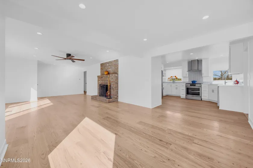 1355 Charles, Reno, Nevada 89509, 4 Bedrooms Bedrooms, ,3 BathroomsBathrooms,Residential,Residential,Charles,260002820