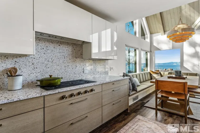 88 Skyland, Zephyr Cove, Nevada 89448, 3 Bedrooms Bedrooms, ,5 BathroomsBathrooms,Residential,Residential,Skyland,260002823