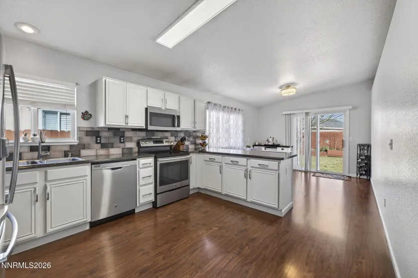 7385 Matisse, Sun Valley, Nevada 89433, 4 Bedrooms Bedrooms, ,2 BathroomsBathrooms,Residential,Residential,Matisse,260002833