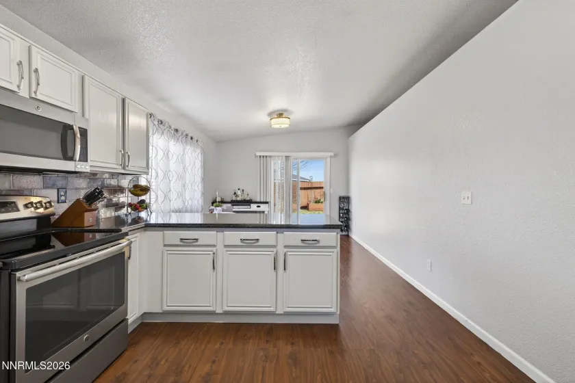 7385 Matisse, Sun Valley, Nevada 89433, 4 Bedrooms Bedrooms, ,2 BathroomsBathrooms,Residential,Residential,Matisse,260002833