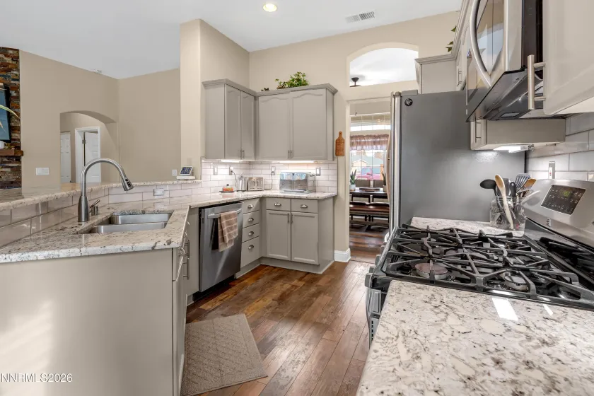 3288 Genil, Sparks, Nevada 89436, 3 Bedrooms Bedrooms, ,2 BathroomsBathrooms,Residential,Residential,Genil,260002835