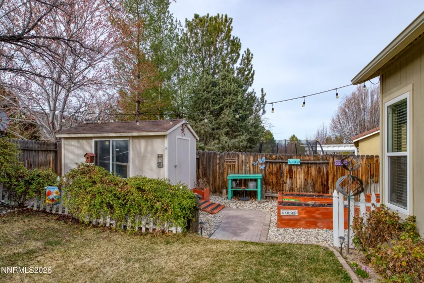 3288 Genil, Sparks, Nevada 89436, 3 Bedrooms Bedrooms, ,2 BathroomsBathrooms,Residential,Residential,Genil,260002835