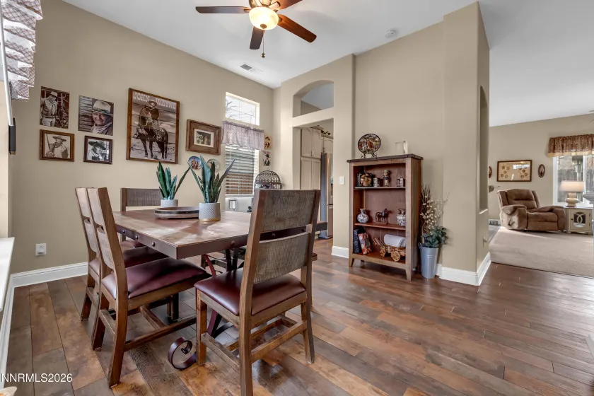 3288 Genil, Sparks, Nevada 89436, 3 Bedrooms Bedrooms, ,2 BathroomsBathrooms,Residential,Residential,Genil,260002835