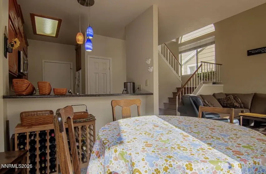 4335 Leeward, Reno, Nevada 89502, 2 Bedrooms Bedrooms, ,3 BathroomsBathrooms,Residential,Residential,Leeward,260002836