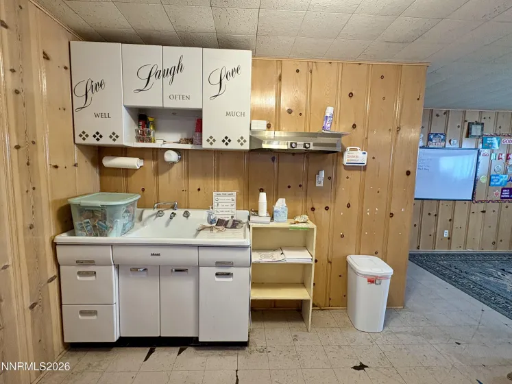 1115 Franklin, Lovelock, Nevada 89419, ,1 BathroomBathrooms,Residential,Residential,Franklin,260002839