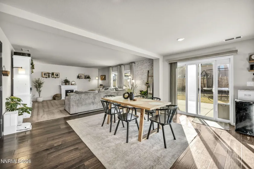 8854 Finnsech, Reno, Nevada 89506, 4 Bedrooms Bedrooms, ,3 BathroomsBathrooms,Residential,Residential,Finnsech,260002845