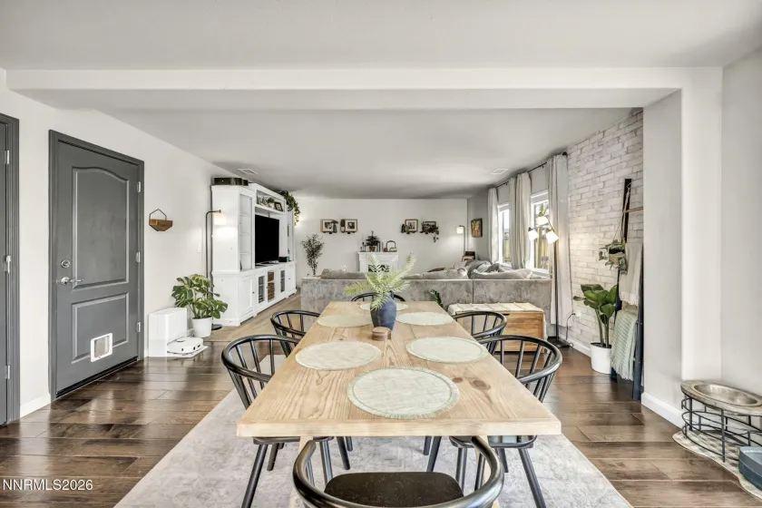 8854 Finnsech, Reno, Nevada 89506, 4 Bedrooms Bedrooms, ,3 BathroomsBathrooms,Residential,Residential,Finnsech,260002845