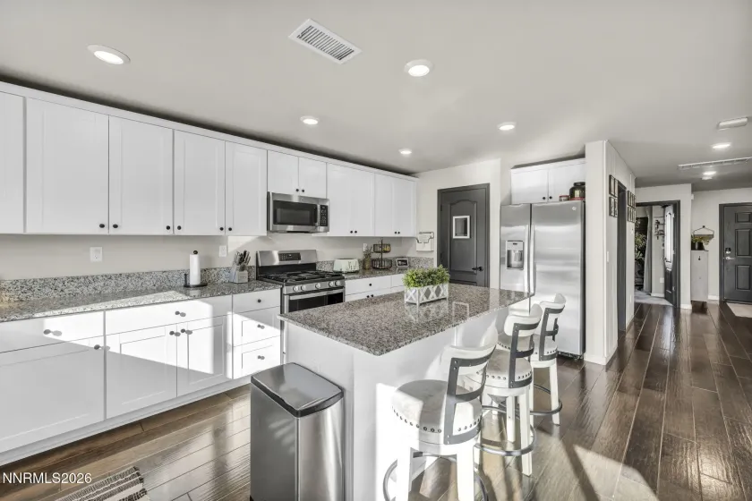 8854 Finnsech, Reno, Nevada 89506, 4 Bedrooms Bedrooms, ,3 BathroomsBathrooms,Residential,Residential,Finnsech,260002845