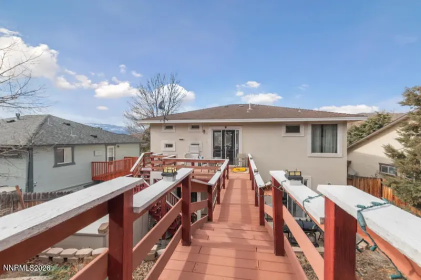 561 Tarn, Reno, Nevada 89503, 4 Bedrooms Bedrooms, ,4 BathroomsBathrooms,Residential,Residential,Tarn,260002847