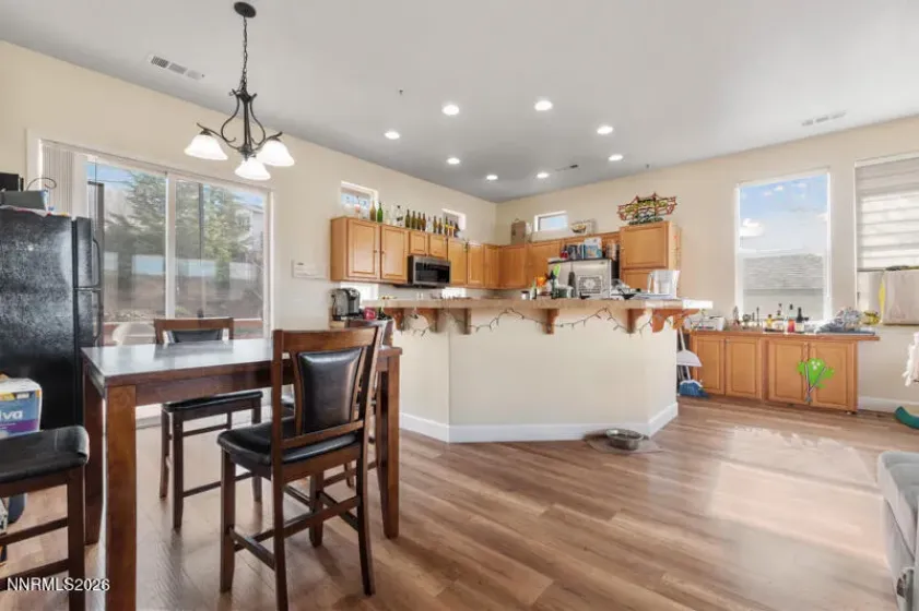 561 Tarn, Reno, Nevada 89503, 4 Bedrooms Bedrooms, ,4 BathroomsBathrooms,Residential,Residential,Tarn,260002847