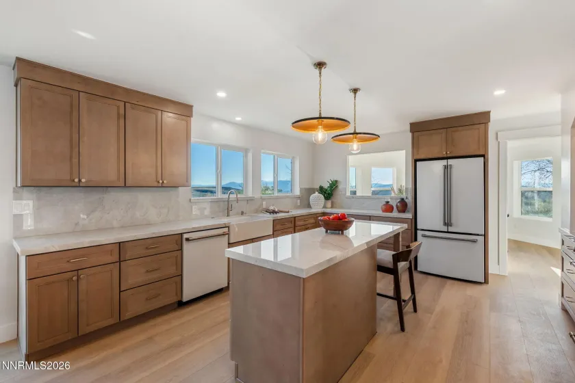 680 Rowe, Sparks, Nevada 89441, 4 Bedrooms Bedrooms, ,3 BathroomsBathrooms,Residential,Residential,Rowe,260002848