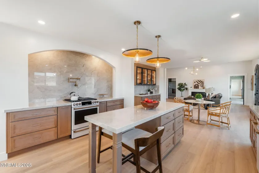 680 Rowe, Sparks, Nevada 89441, 4 Bedrooms Bedrooms, ,3 BathroomsBathrooms,Residential,Residential,Rowe,260002848