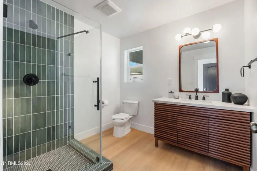 680 Rowe, Sparks, Nevada 89441, 4 Bedrooms Bedrooms, ,3 BathroomsBathrooms,Residential,Residential,Rowe,260002848