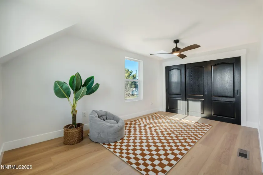 680 Rowe, Sparks, Nevada 89441, 4 Bedrooms Bedrooms, ,3 BathroomsBathrooms,Residential,Residential,Rowe,260002848