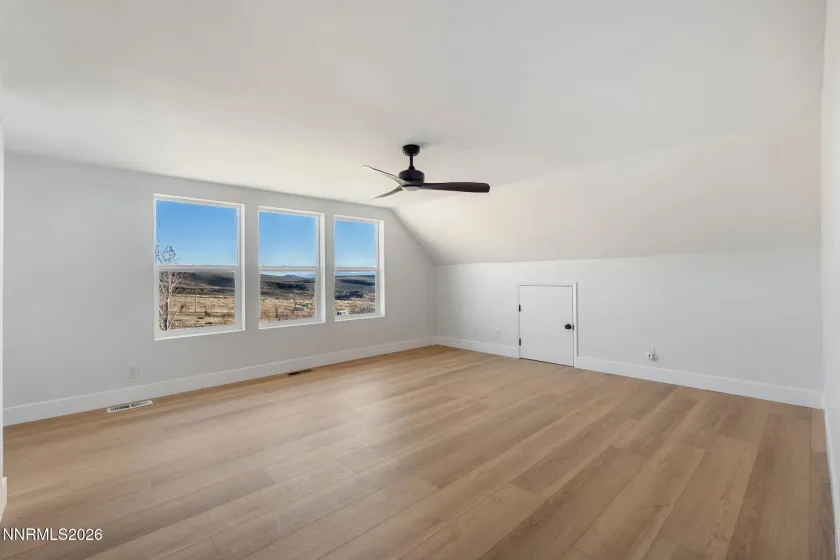 680 Rowe, Sparks, Nevada 89441, 4 Bedrooms Bedrooms, ,3 BathroomsBathrooms,Residential,Residential,Rowe,260002848