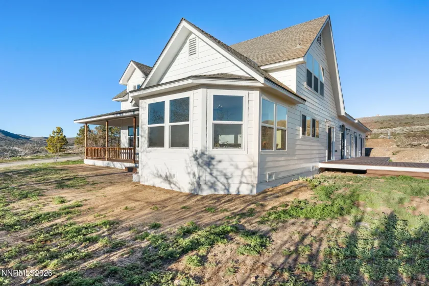 680 Rowe, Sparks, Nevada 89441, 4 Bedrooms Bedrooms, ,3 BathroomsBathrooms,Residential,Residential,Rowe,260002848