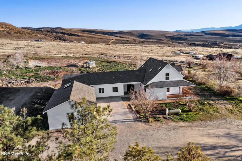 680 Rowe, Sparks, Nevada 89441, 4 Bedrooms Bedrooms, ,3 BathroomsBathrooms,Residential,Residential,Rowe,260002848