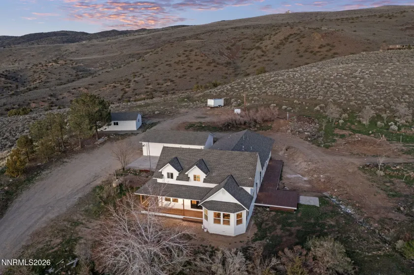 680 Rowe, Sparks, Nevada 89441, 4 Bedrooms Bedrooms, ,3 BathroomsBathrooms,Residential,Residential,Rowe,260002848
