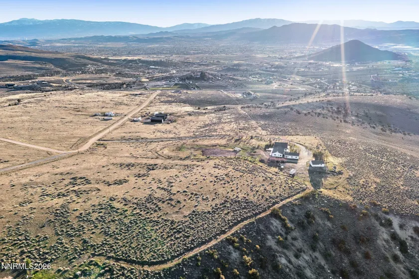 680 Rowe, Sparks, Nevada 89441, 4 Bedrooms Bedrooms, ,3 BathroomsBathrooms,Residential,Residential,Rowe,260002848