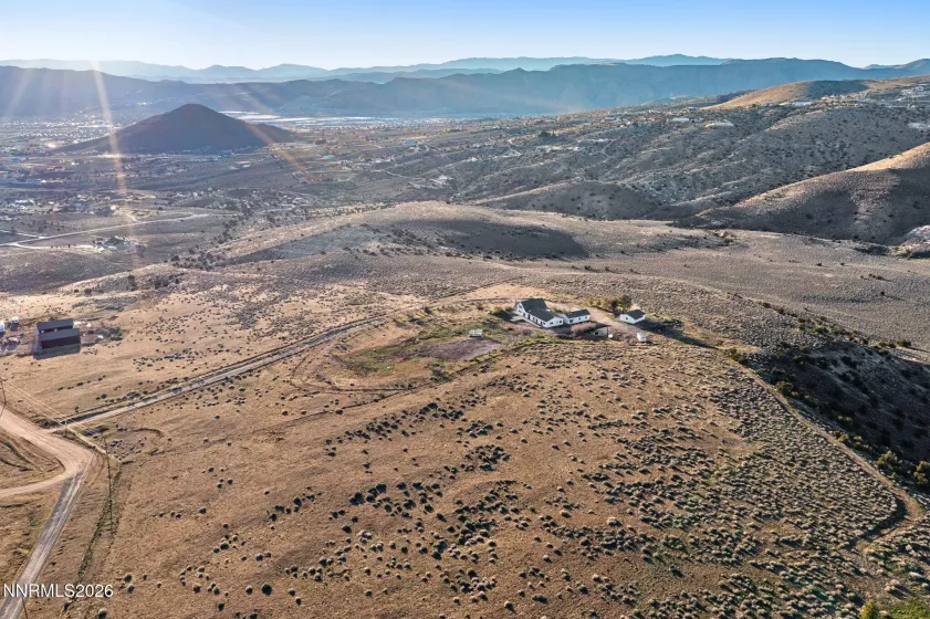 680 Rowe, Sparks, Nevada 89441, 4 Bedrooms Bedrooms, ,3 BathroomsBathrooms,Residential,Residential,Rowe,260002848