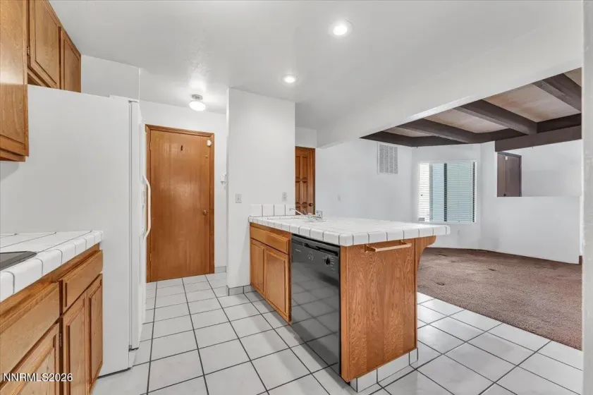 4158 Marigene, Reno, Nevada 89509, 2 Bedrooms Bedrooms, ,3 BathroomsBathrooms,Residential,Residential,Marigene,260002849