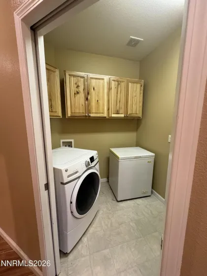 954 Iris, Fernley, Nevada 89408, 4 Bedrooms Bedrooms, ,3 BathroomsBathrooms,Residential,Residential,Iris,260002851