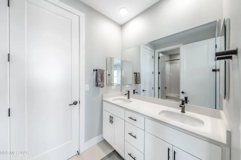 971 Little Star, Reno, Nevada 89511, 4 Bedrooms Bedrooms, ,4 BathroomsBathrooms,Residential,Residential,Little Star,260002854