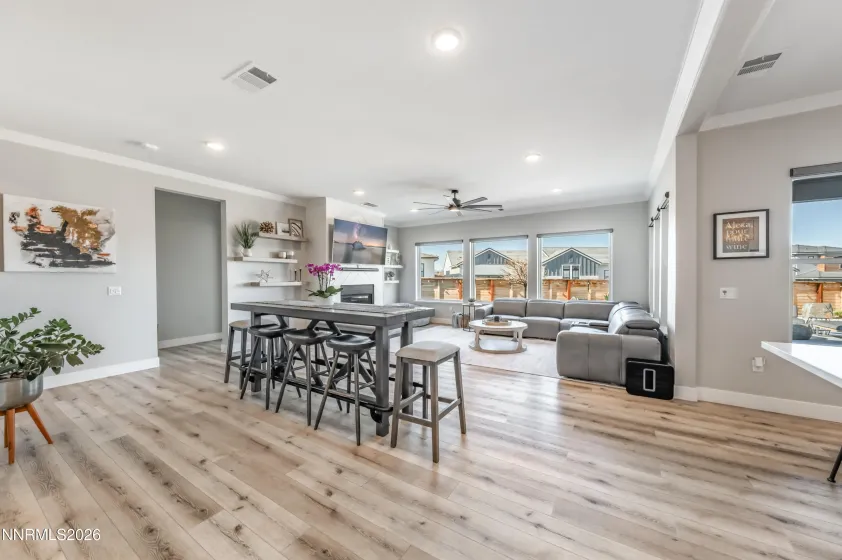 971 Little Star, Reno, Nevada 89511, 4 Bedrooms Bedrooms, ,4 BathroomsBathrooms,Residential,Residential,Little Star,260002854