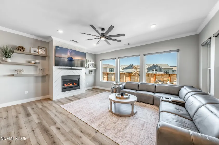 971 Little Star, Reno, Nevada 89511, 4 Bedrooms Bedrooms, ,4 BathroomsBathrooms,Residential,Residential,Little Star,260002854